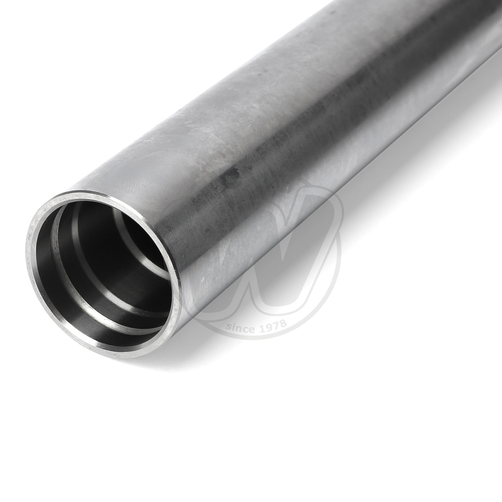 0LI4219_ai6478 three.jpg